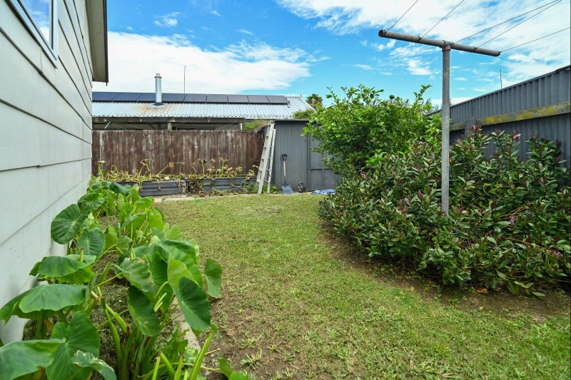 16B Kilkee Terrace, Flaxmere, Hastings - Carousel 12