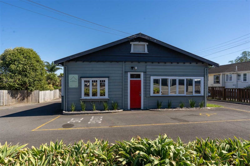 361 Cobham Drive, Hillcrest, Hamilton - Carousel 1