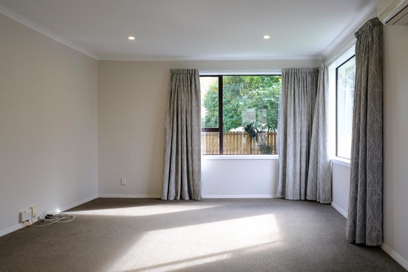 32 Bateman Avenue, Bryndwr, Christchurch City, Canterbury - Carousel 2