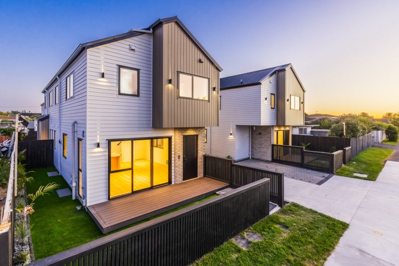 7/4 Bingara Place, Favona, Auckland - Carousel 26