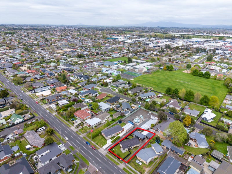 59 Sandwich Road, St Andrews, Hamilton - Carousel 19