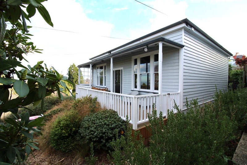 22 Lawson Street, Roslyn, Dunedin - Carousel 2