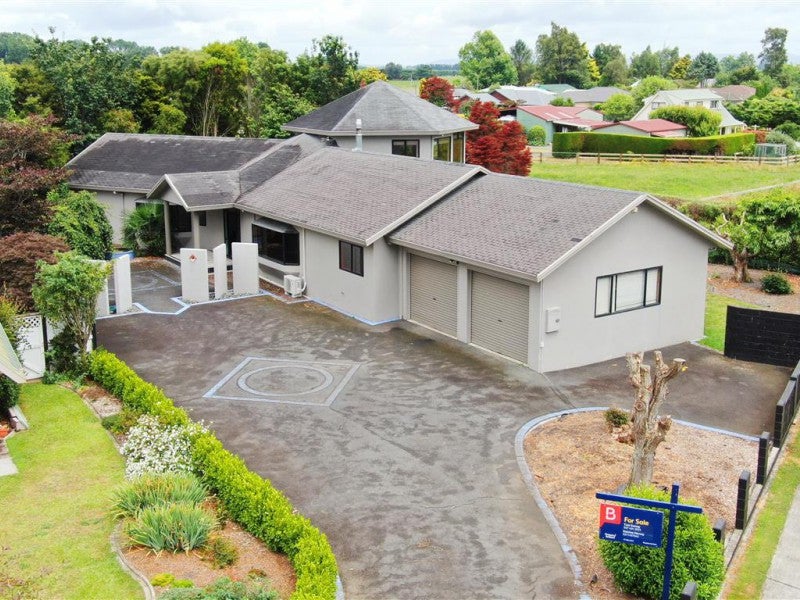 18 Grace Avenue, Te Aroha, Te Aroha - Carousel 1