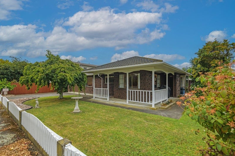 4 Alan Street, Palmerston North, Palmerston North - Carousel 1