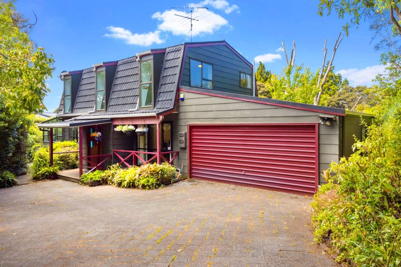 52 Wirihana Road, Titirangi, Auckland - Carousel 1