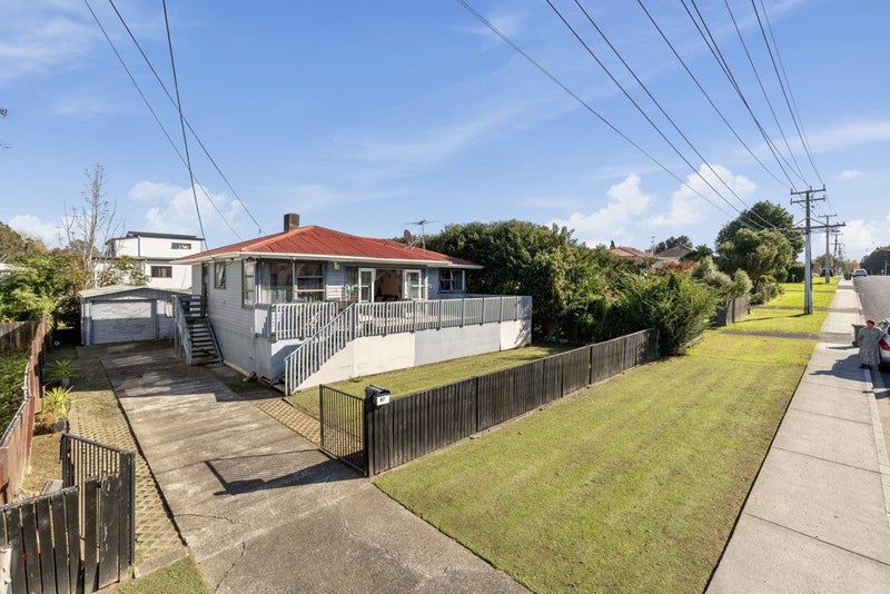 67 Smiths Avenue, Papakura, Papakura - Carousel 1