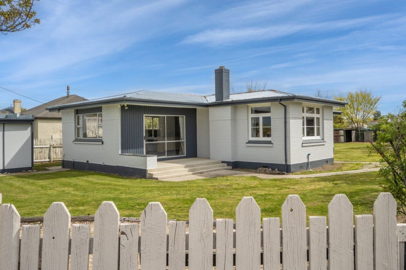 31 Northland Street, Ranfurly, Ranfurly - Carousel 2
