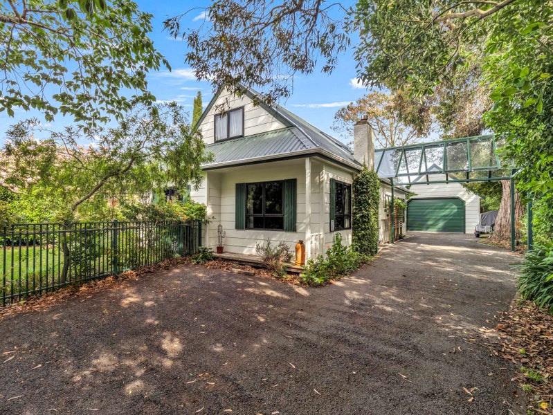 3 Willow Place, Aramoho, Whanganui - Carousel 1