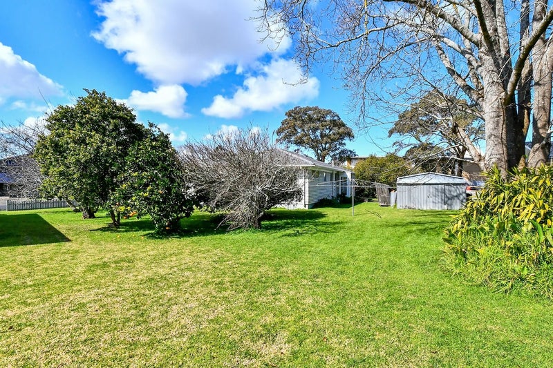 6 Garus Avenue, Mangere East, Auckland - Carousel 2