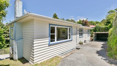 26A Dominion Park Street, Johnsonville, Wellington - Carousel 1
