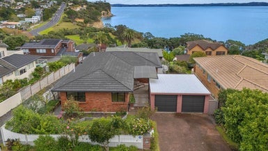 10 Fishermans Cove, Army Bay, Whangaparaoa - Carousel 1