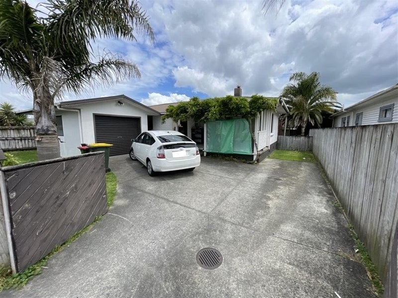 30 Grove Road, Papakura, Papakura - Carousel 1