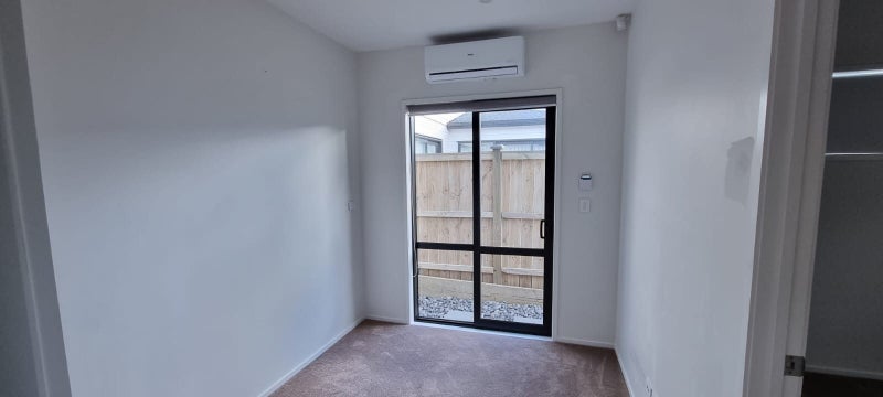 Granny Flat/3  Ascent Street, Flat Bush, Manukau City, Auckland - Carousel 1
