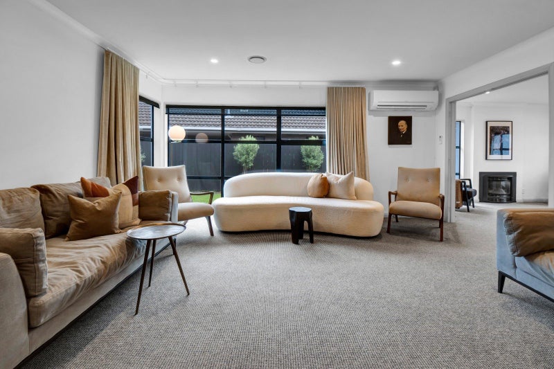 81 Pacific Drive, Fitzherbert, Palmerston North - Carousel 2