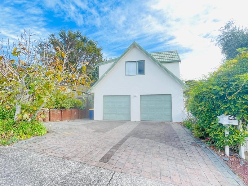 108 Seaview Road, Glenfield, Auckland - Carousel 1