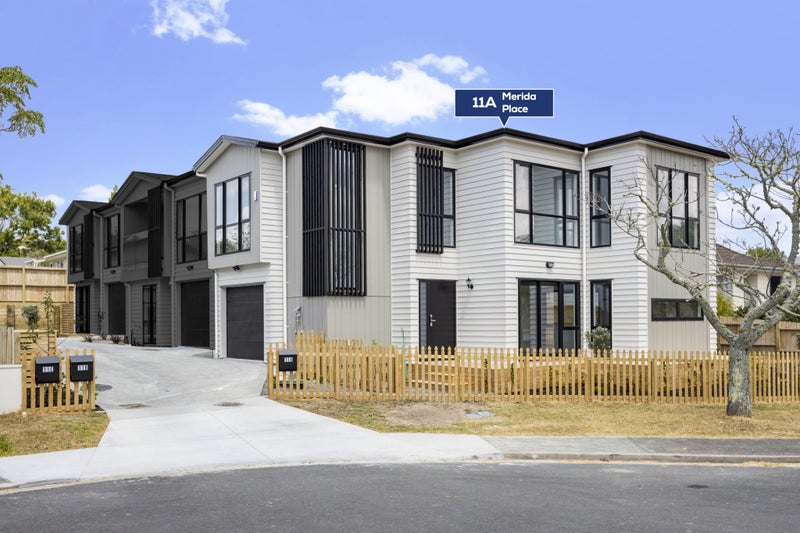 11A Merida Place, Unsworth Heights, Auckland - Carousel 1