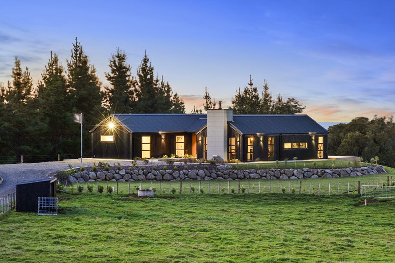 1640 Mangorei road, Mangorei, Taranaki - Carousel 1