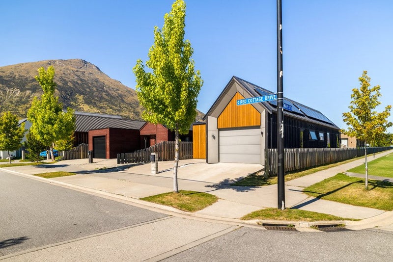 6 Dewar Street, Lake Hayes, Queenstown - Carousel 2