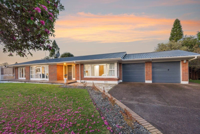 30 Grande Vue Road, Papatoetoe, Auckland - Carousel 2