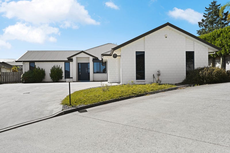 5 Rigg Place, Flagstaff, Hamilton - Carousel 2