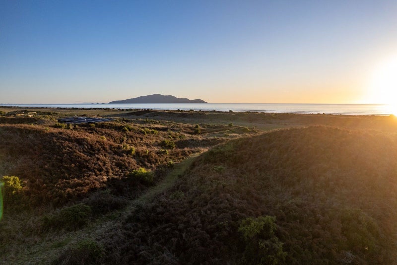 18 Mahurenga Lane, Te Horo - Carousel 13