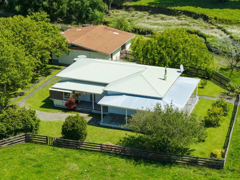 285 Waiomoko Road, Gisborne - Carousel 1