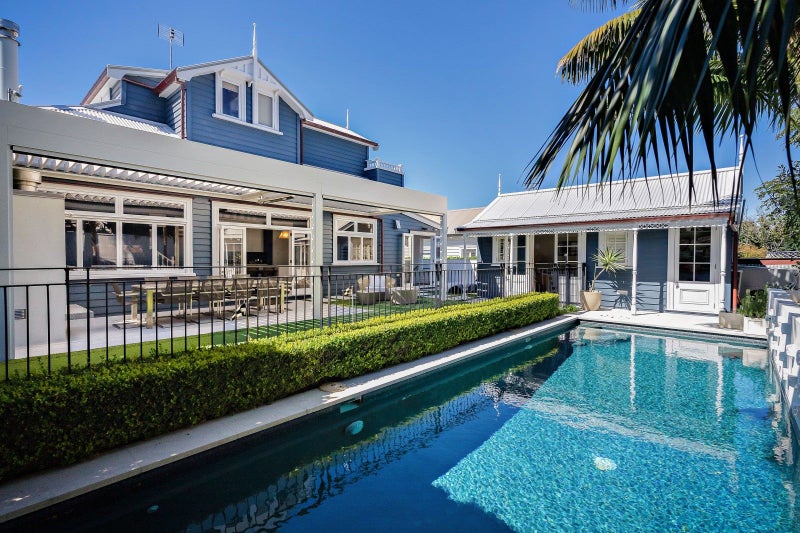 14 Ring Terrace, Saint Marys Bay, Auckland - Carousel 2