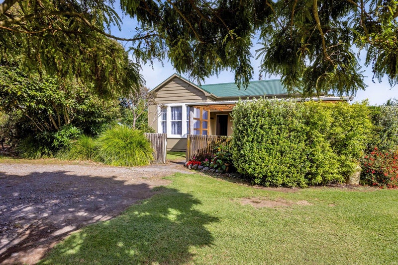 1454 South Road, Kaitake, New Plymouth - Carousel 1