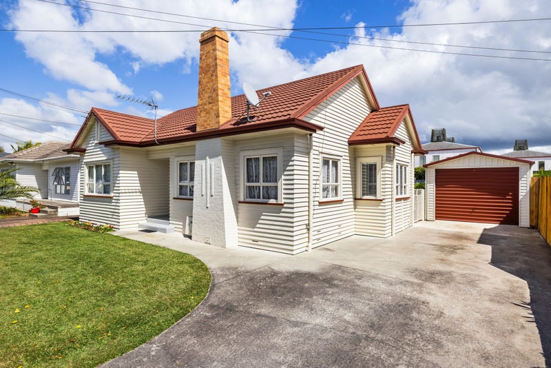13 Bell Street, Hamilton East, Hamilton - Carousel 2