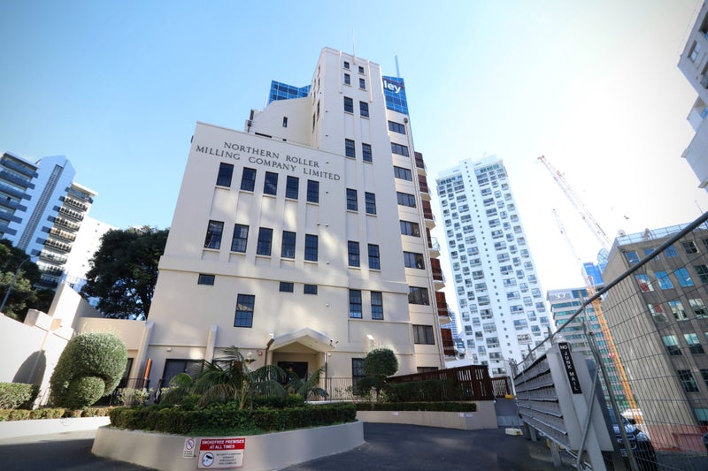 9J/23 Emily Place, Auckland Central, Auckland - Carousel 11