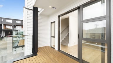 13/1B Egremont Street, Belmont, Auckland - Carousel 1