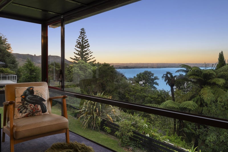 11 Tupara Crescent, Kawaha Point, Rotorua - Carousel 2