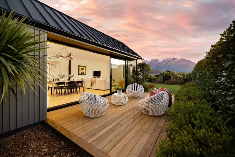 1 Wanderer Lane, Jacks Point, Queenstown - Carousel 2