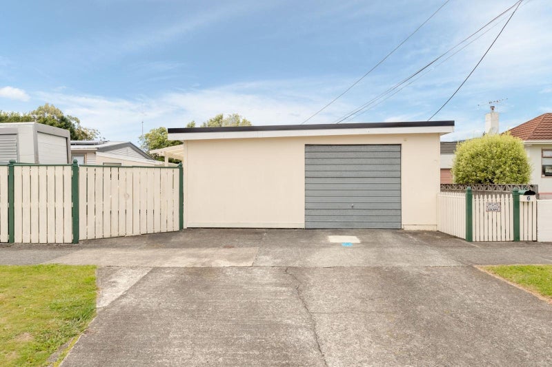 6 Willow Grove, Ebdentown, Upper Hutt, Wellington - Carousel 15