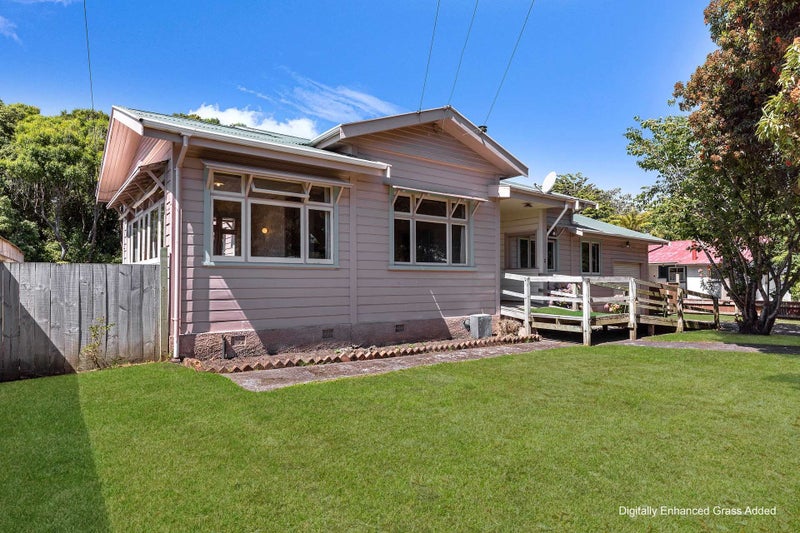 2 Caius Avenue, Gonville, Whanganui - Carousel 1