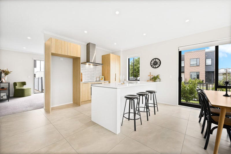 38 Roundel Crescent, Whenuapai, Auckland - Carousel 2