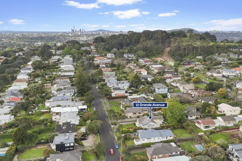 11 Grande Avenue, Mount Albert, Auckland - Carousel 22