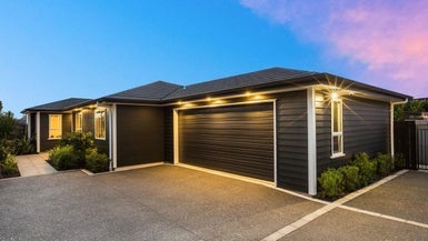 156 Navigation Drive, Whitby, Porirua - Carousel 1