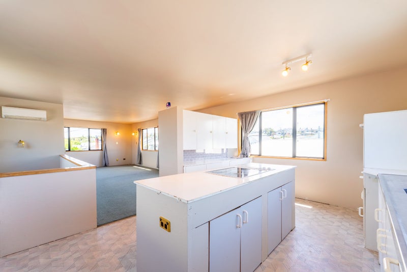 18 Norwood Street, Waimataitai, Timaru - Carousel 2