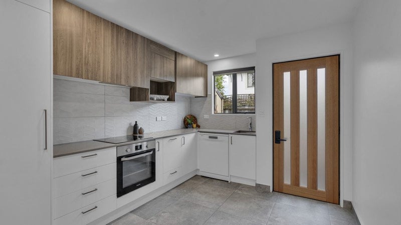 4/42 Champion Street, Edgeware, Christchurch - Carousel 2