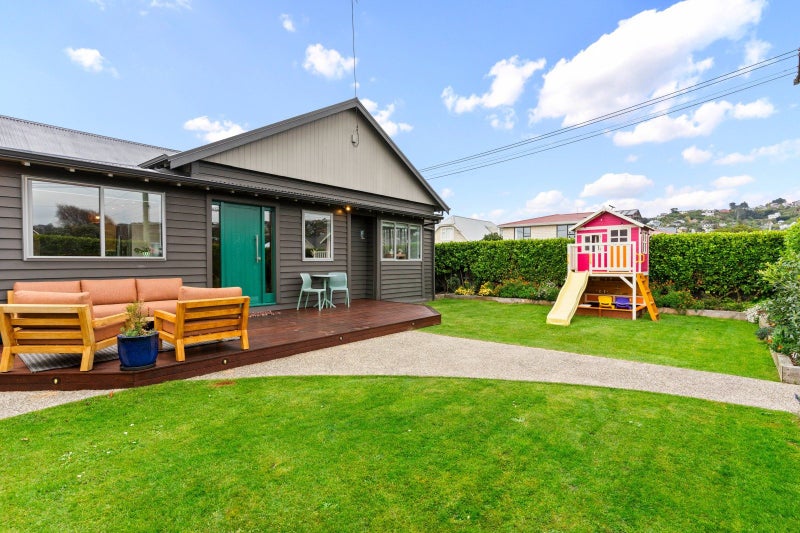 76 Albert Street, Saint Clair, Dunedin - Carousel 1