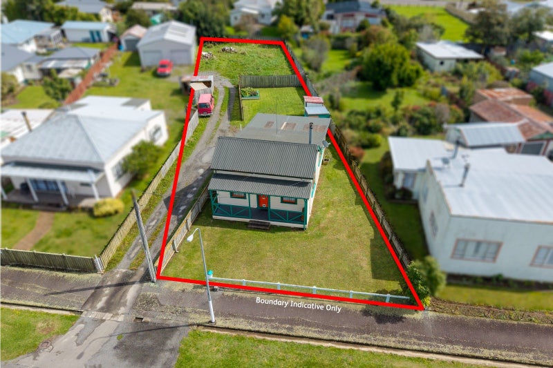 3 Otanga Street, Dannevirke - Carousel 24