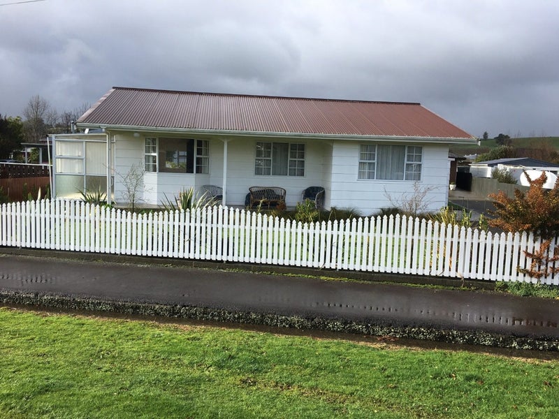 81 Sedcole Street, Pahiatua - Carousel 1