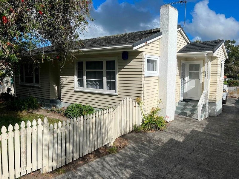Property Valuation for 1/38 College Road, Northcote, Auckland Trade