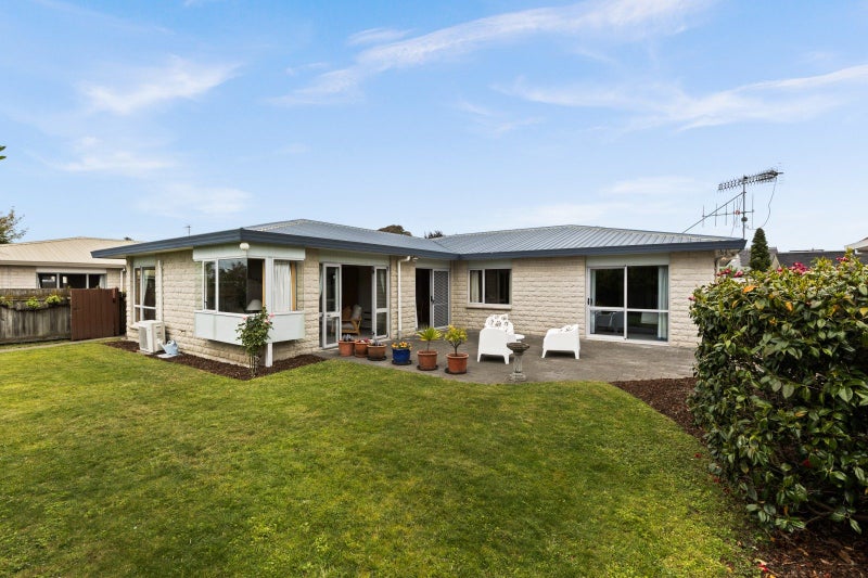 20 Hetley Crescent, Taradale, Napier - Carousel 1