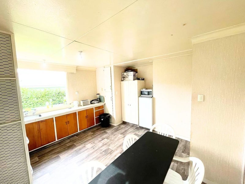 46 Gladstone Road, North East Valley, Dunedin - Carousel 2