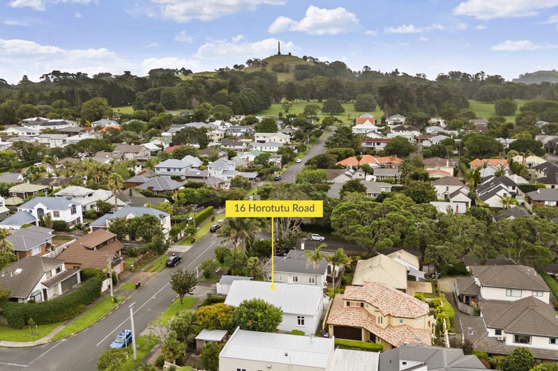 16 Horotutu Road, Greenlane, Auckland - Carousel 31