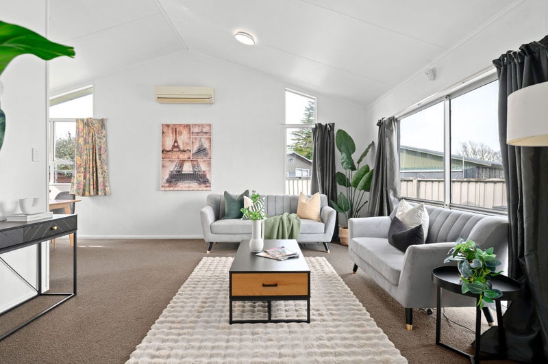 4 Elmwood Crescent, Pukete, Hamilton - Carousel 2