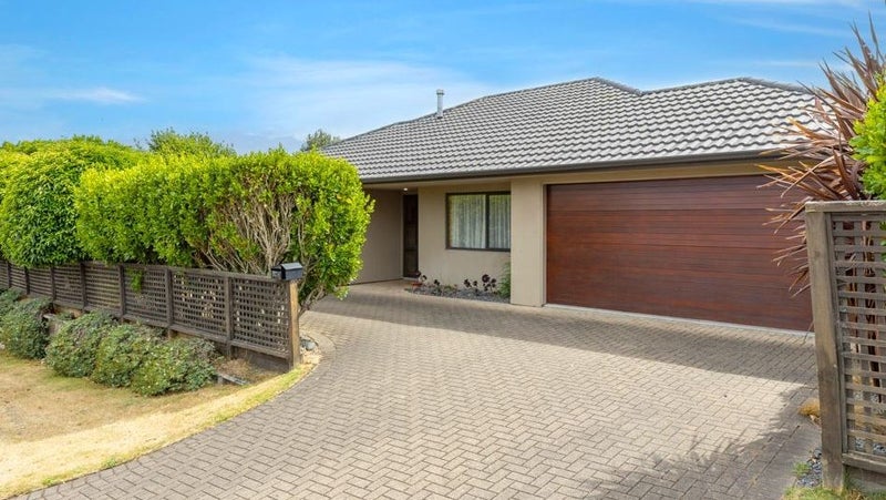 2/82 Taupo View Road, Taupo - Carousel 1