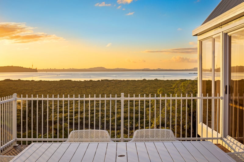 25 Oakpark Place, West Harbour, Waitakere City, Auckland - Carousel 40